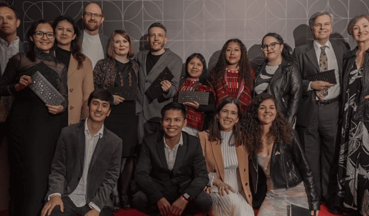 Entregan Premio Gabo 2024 a 5 periodistas de LATAM, conoce a la mexicana ganadora