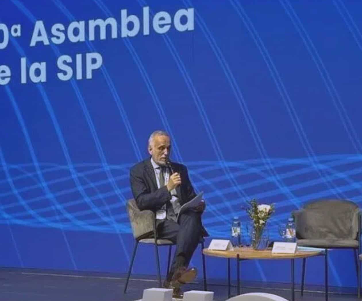 Libertades de expresión y de prensa enfrentan creciente restricción en las Américas: Asamblea SIP