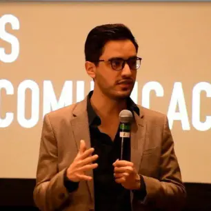 "El periodismo verificado es un bien p&uacute;blico que el Estado debe salvaguardar": Adri&aacute;n Montemayor