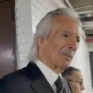 El periodista Jos&eacute; Rub&eacute;n Zamora comparece, resolver&aacute;n amparo solicitado en 15 d&iacute;as