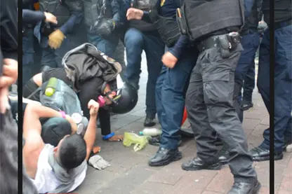 Periodistas denuncian agresiones durante cobertura de marcha del 2 de octubre en CDMX