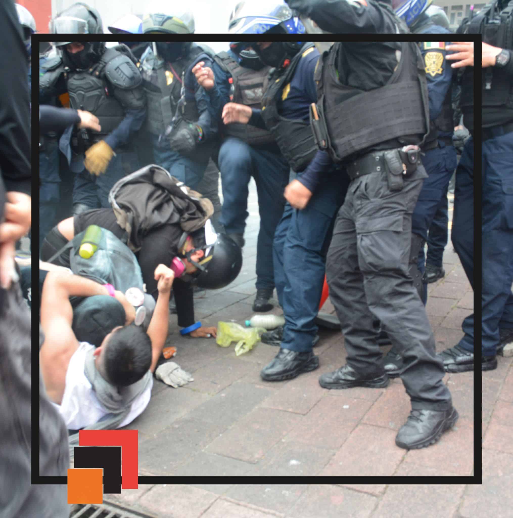 Periodistas denuncian agresiones durante cobertura de marcha del 2 de octubre en CDMX